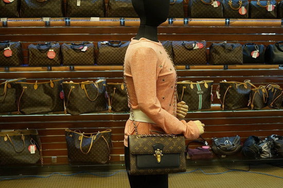 Louis Vuitton Monogram Victoire Shoulder Chain Bag - Brown Shoulder Bags,  Handbags - LOU786064