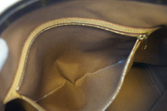 Louis Vuitton Brown Monogram Cabas Mezzo Cloth ref.971940 - Joli