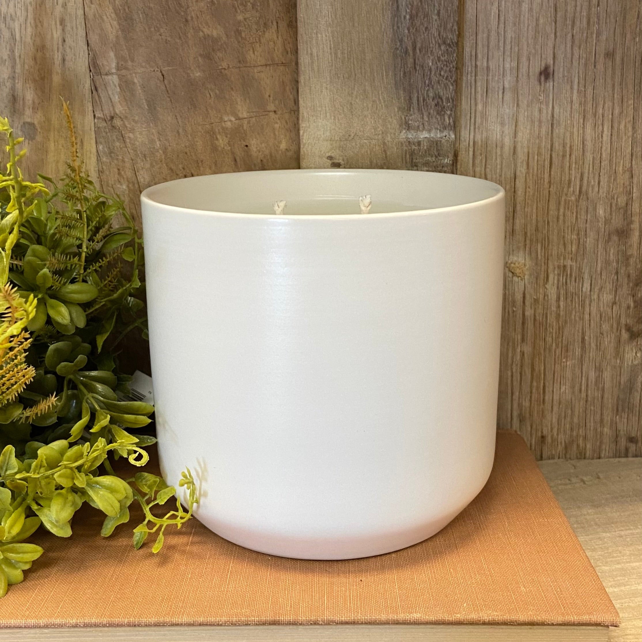 Cedarwood + Honey 32oz Soy Candle in White Pottery