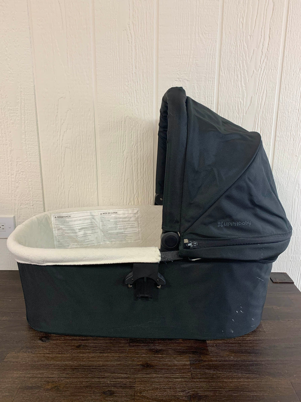 2012 uppababy bassinet