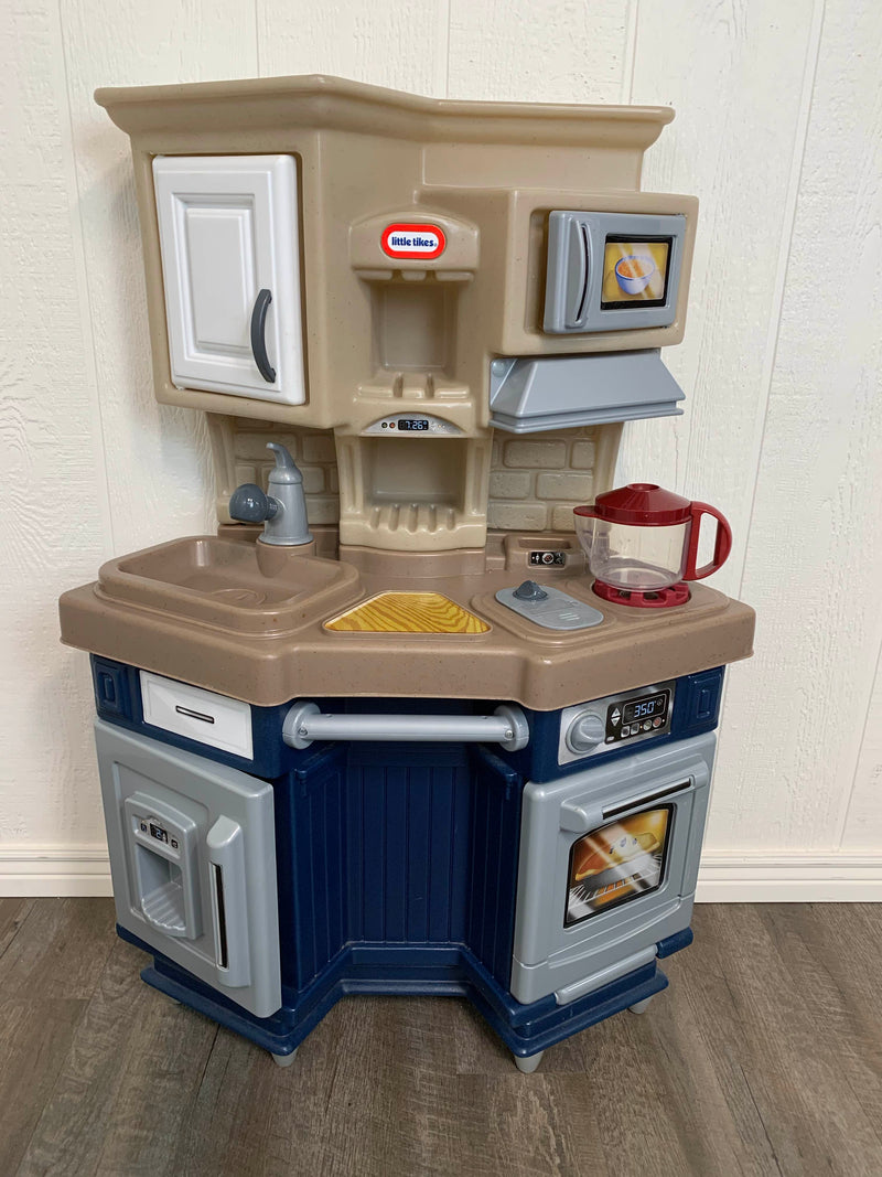 used little tikes kitchen