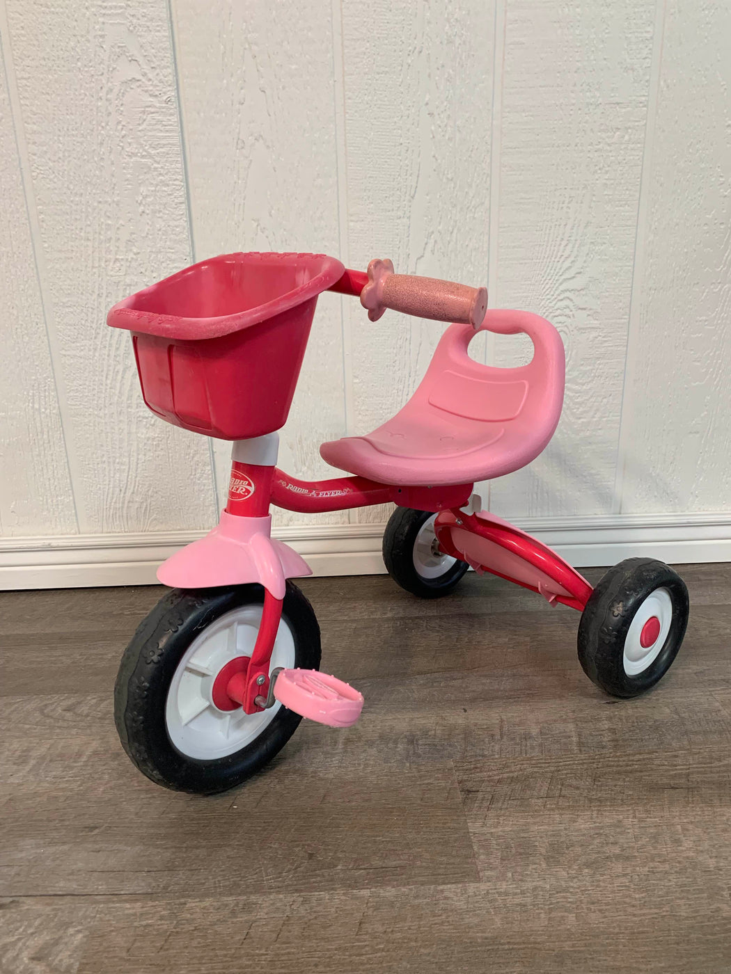 radio flyer fold 2 go trike pink