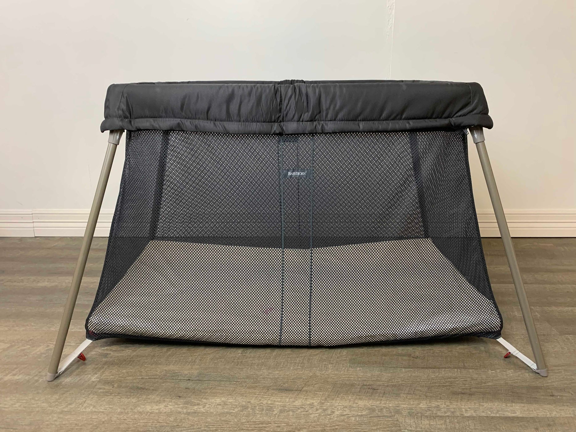 travel crib with mattress