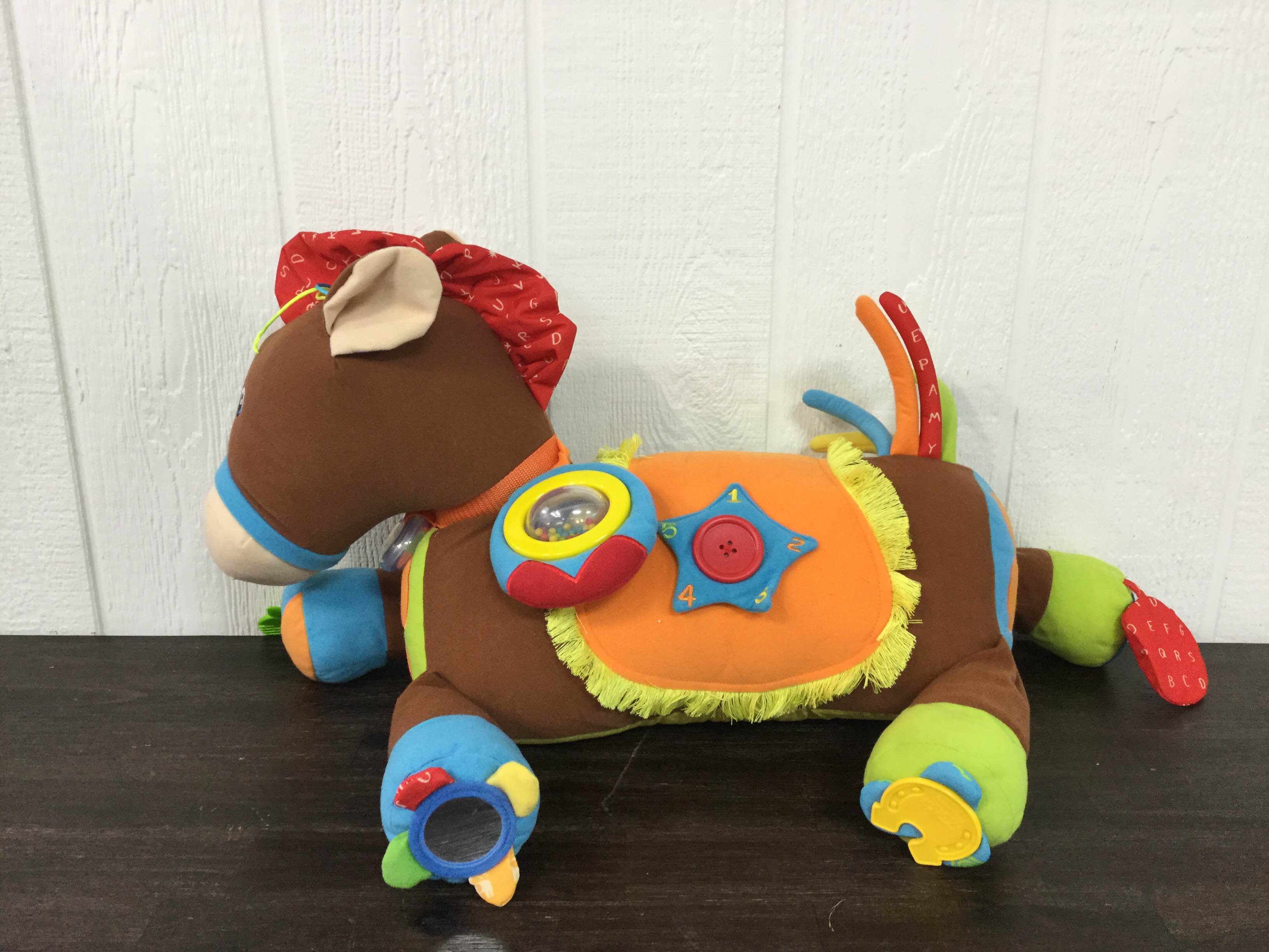 melissa and doug giddy up and play horse