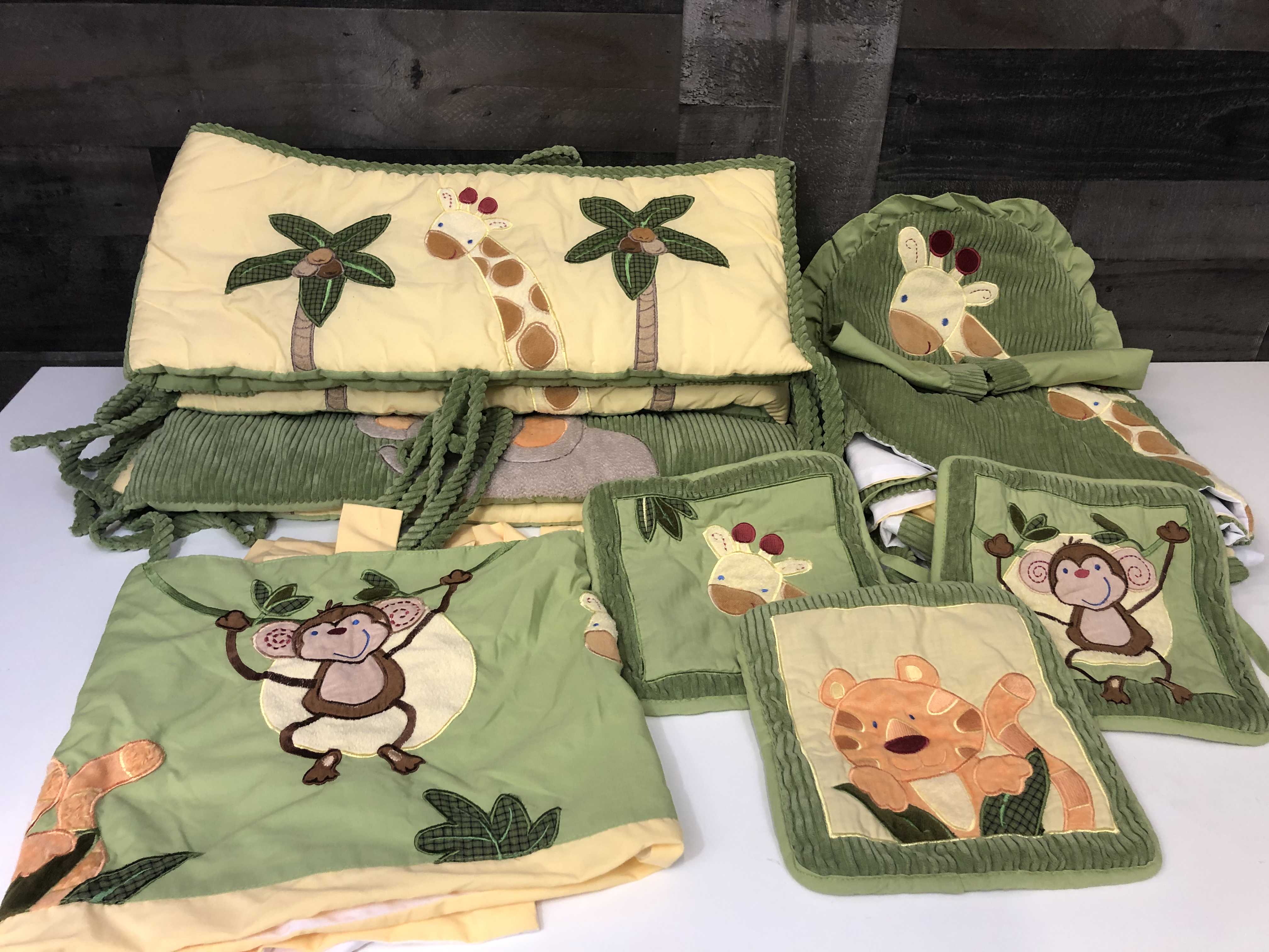 Nojo Jungle Babies Crib Set