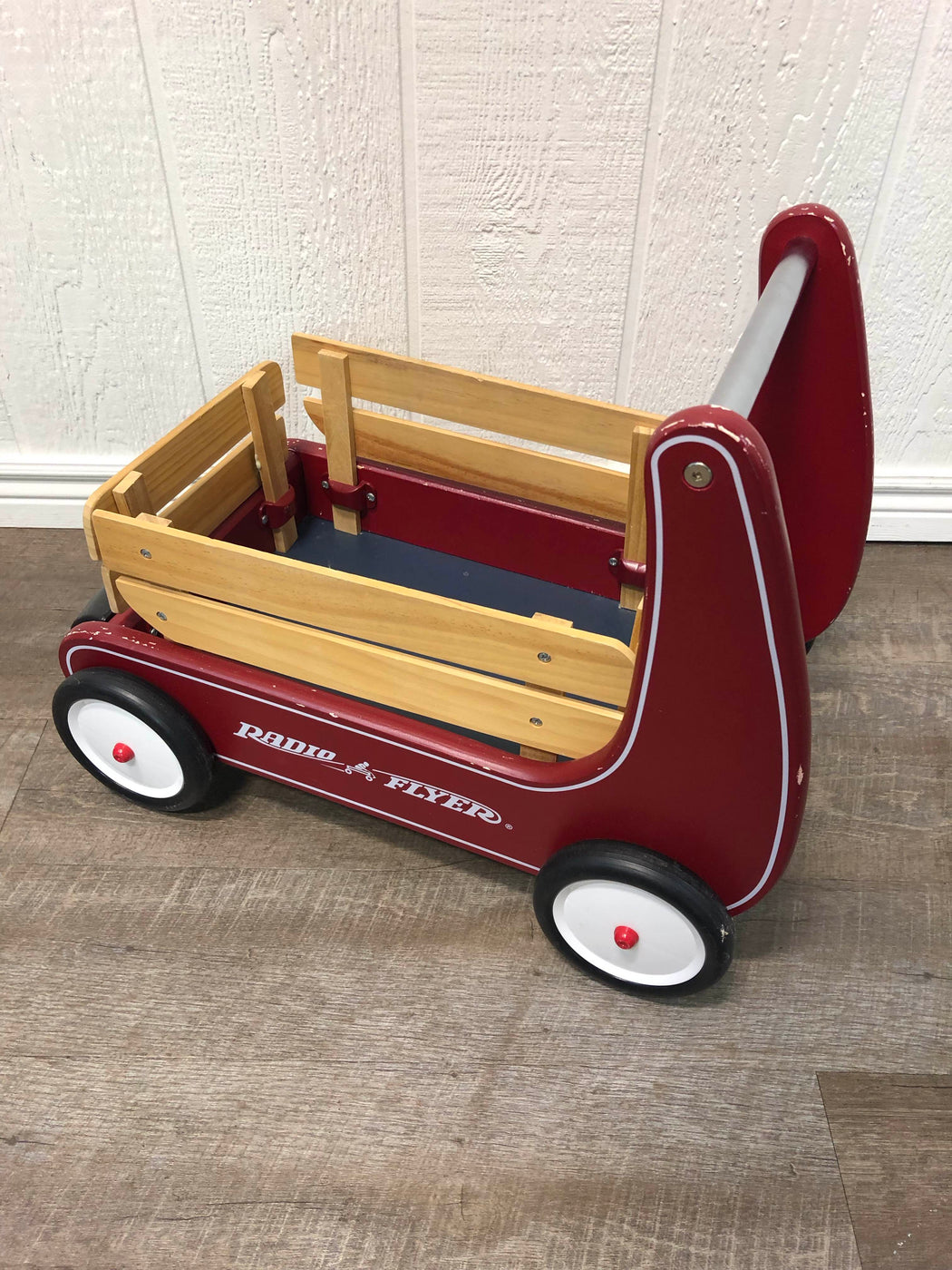 radio flyer walker