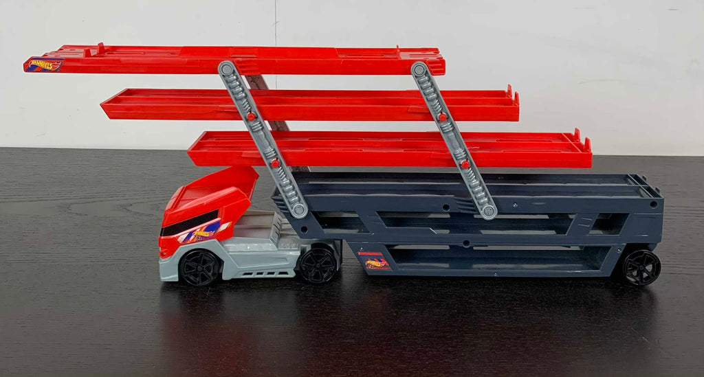 Hot Wheels Mega Hauler Truck 