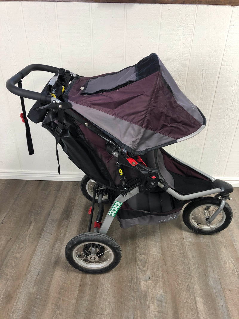 2011 bob revolution stroller