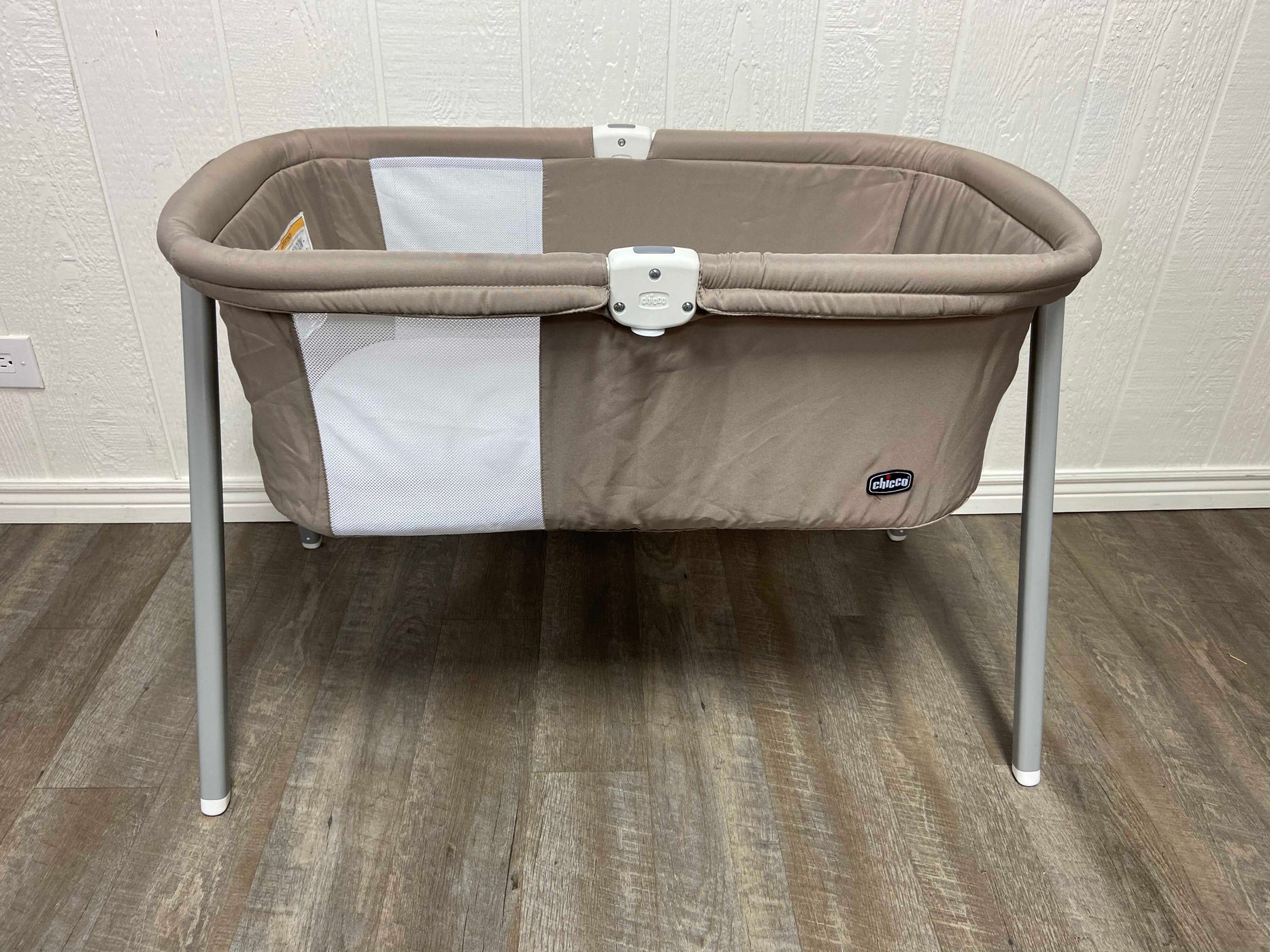 chicco travel crib