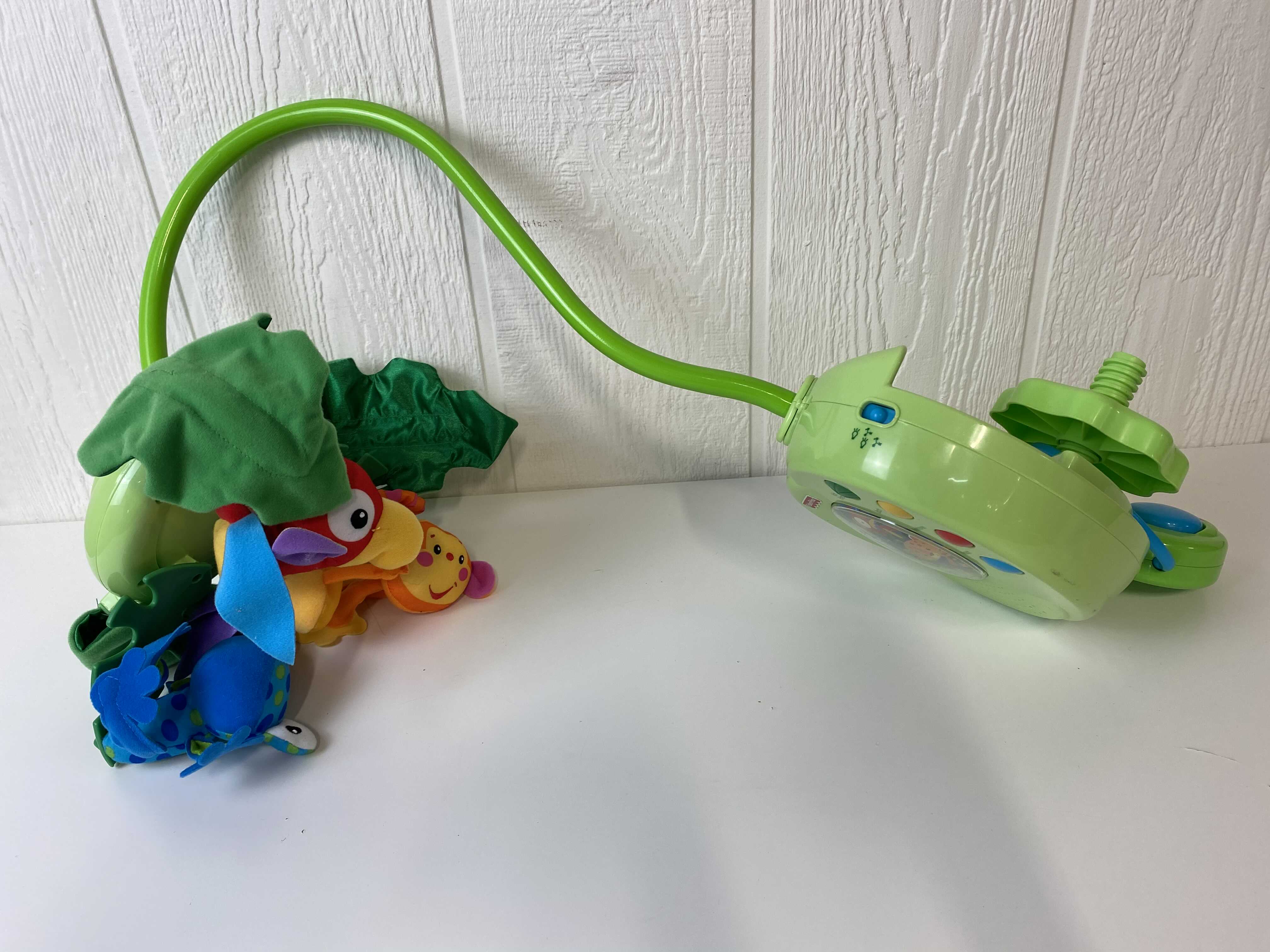 fisher price rainforest peek a boo mobile