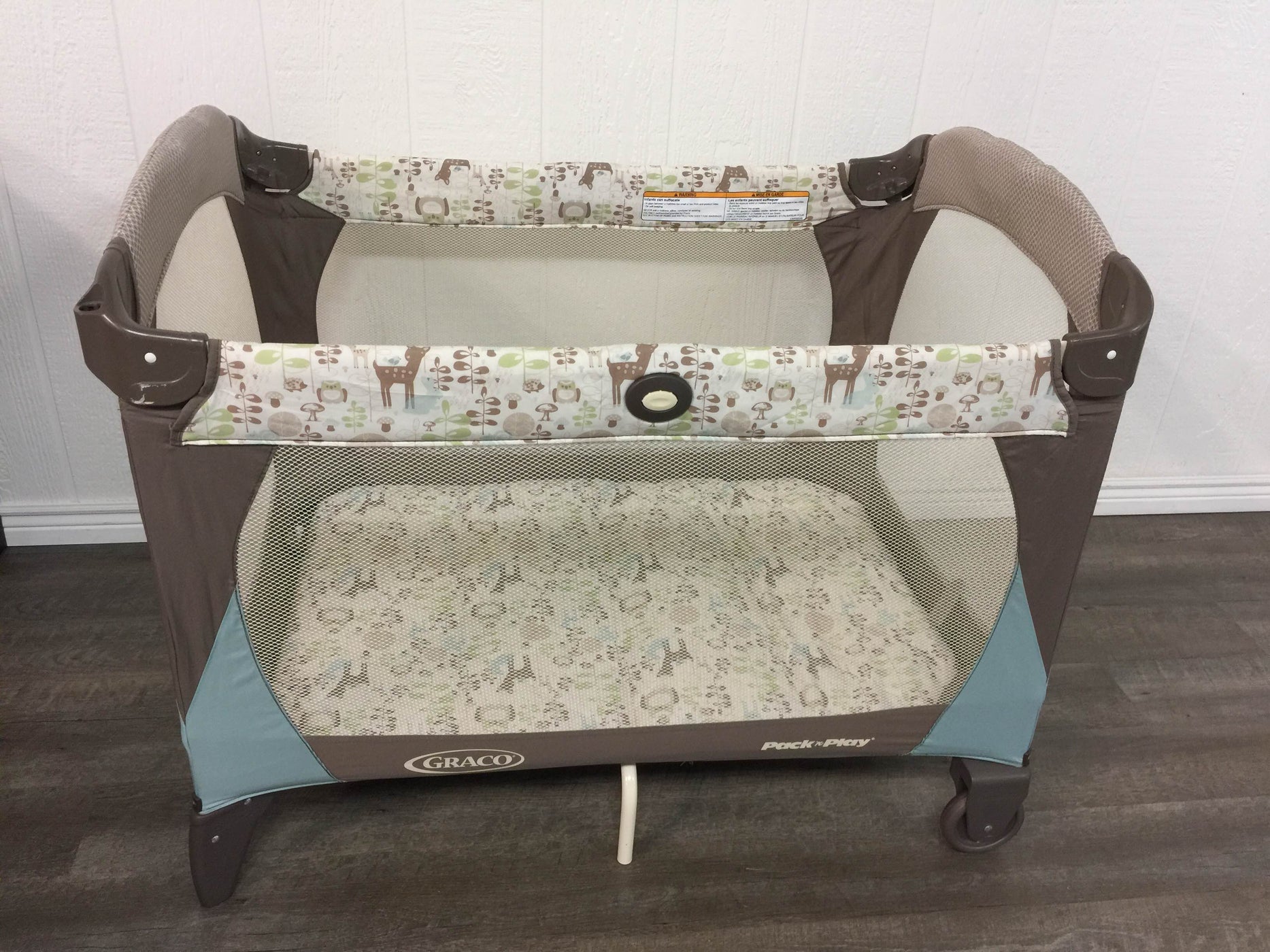 Graco Pack N Play Playard With Newborn Napper Meadow Menagerie