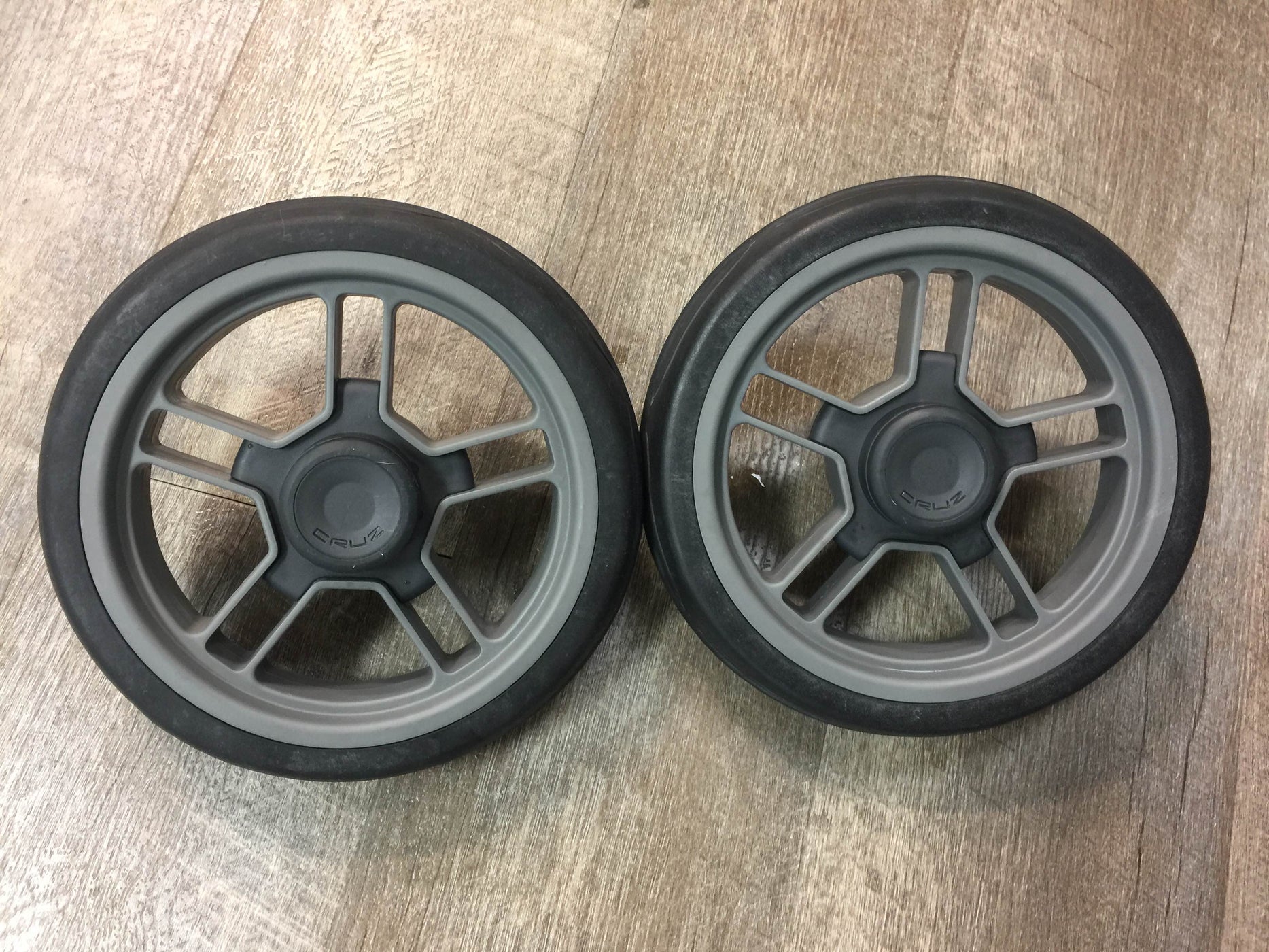 uppababy cruz rear wheels replacement