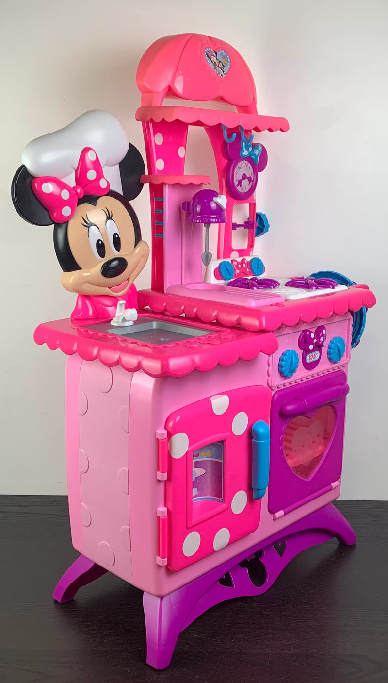 Disney Minnie Mouse Flipping Fun Kitchen   6d61b285cb07269221354394aef7ae0d 800x 