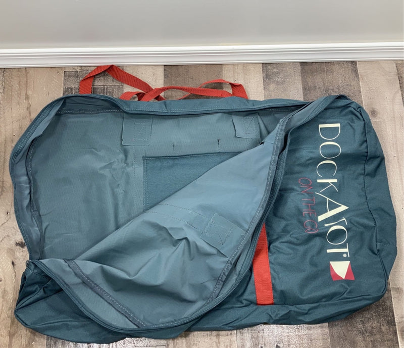 dockatot grand travel bag