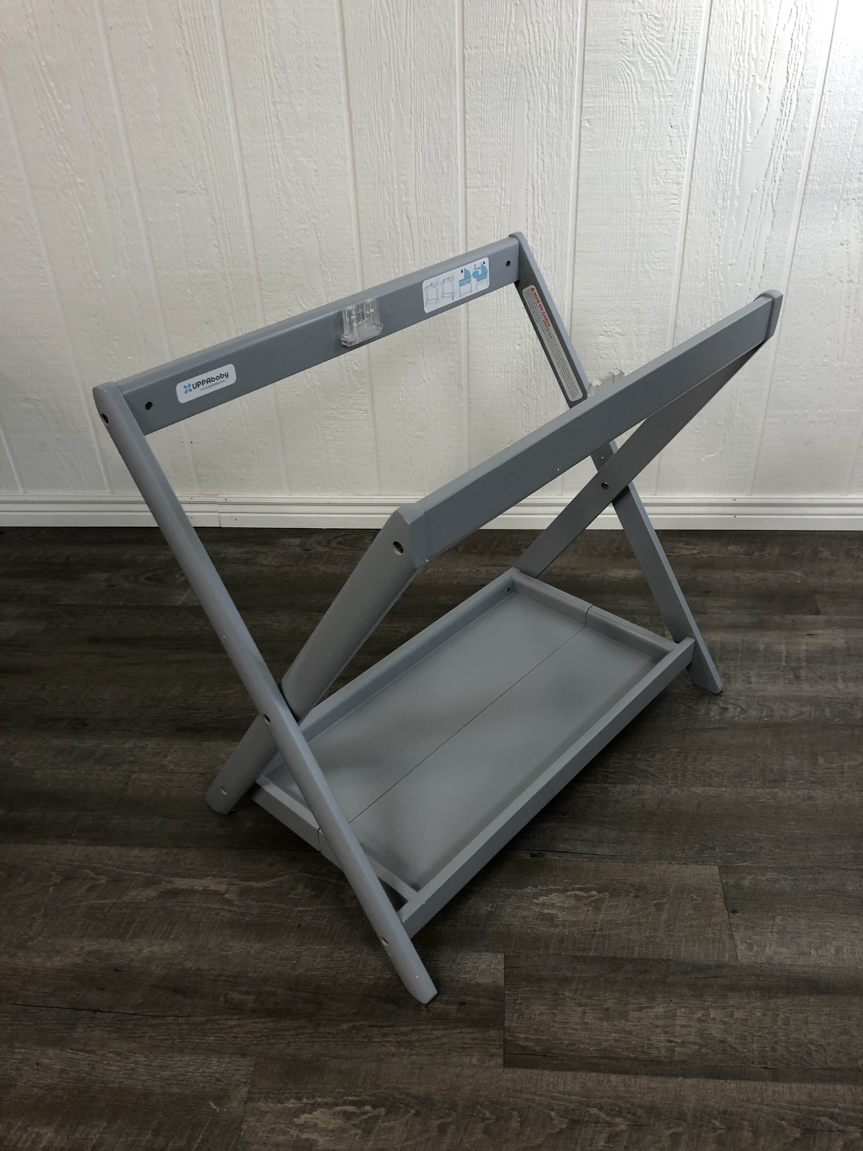 uppababy bassinet stand used