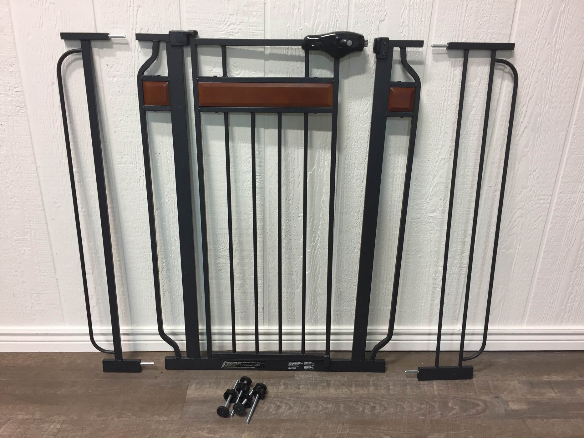 regalo home accents super wide safety gate