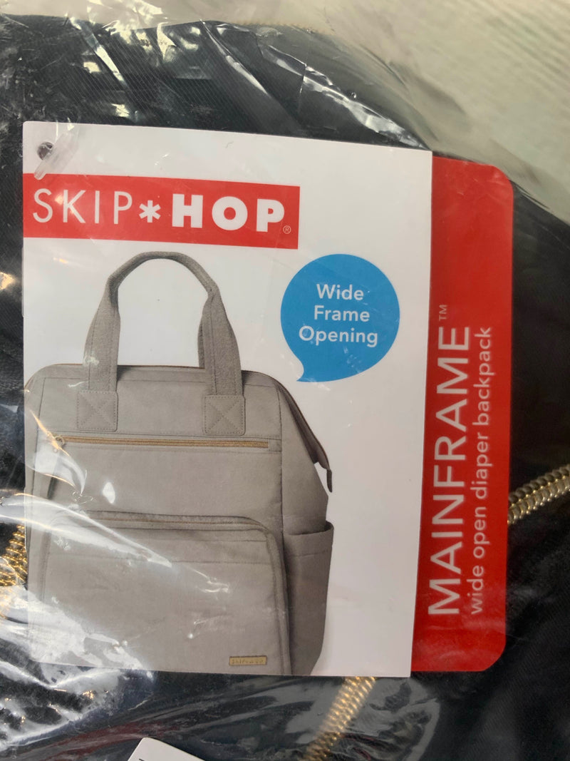 skip hop mainframe black