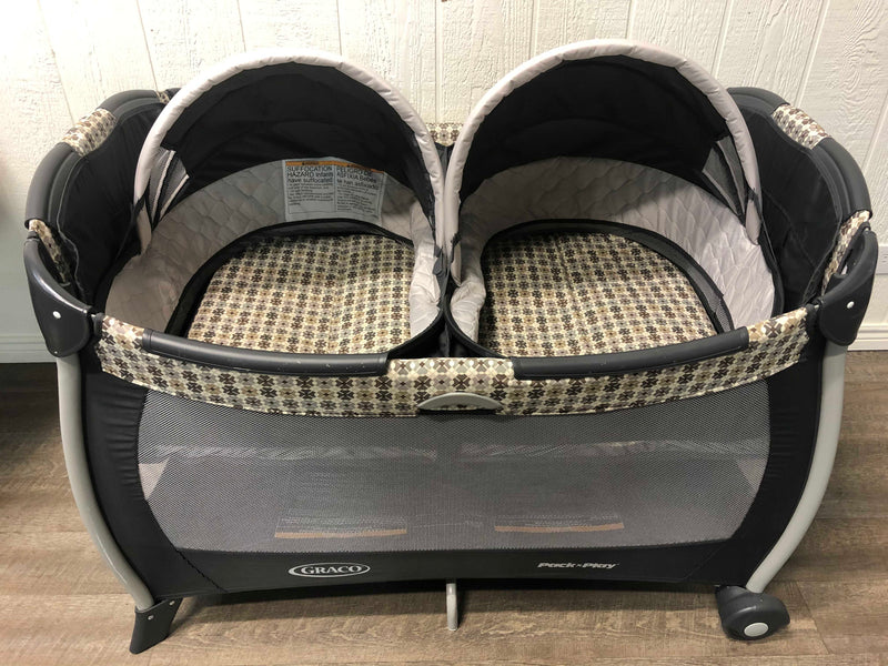 graco twin bassinet