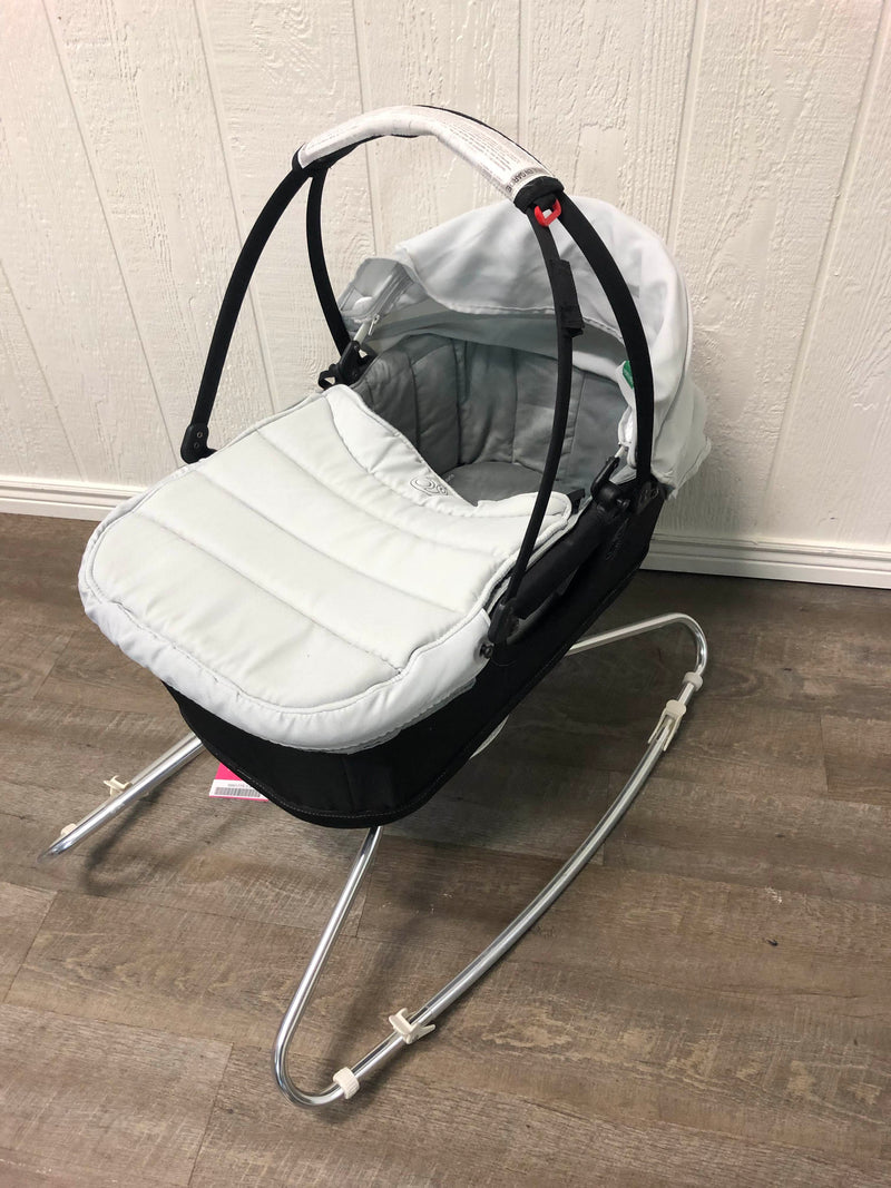 infant bassinet rocker