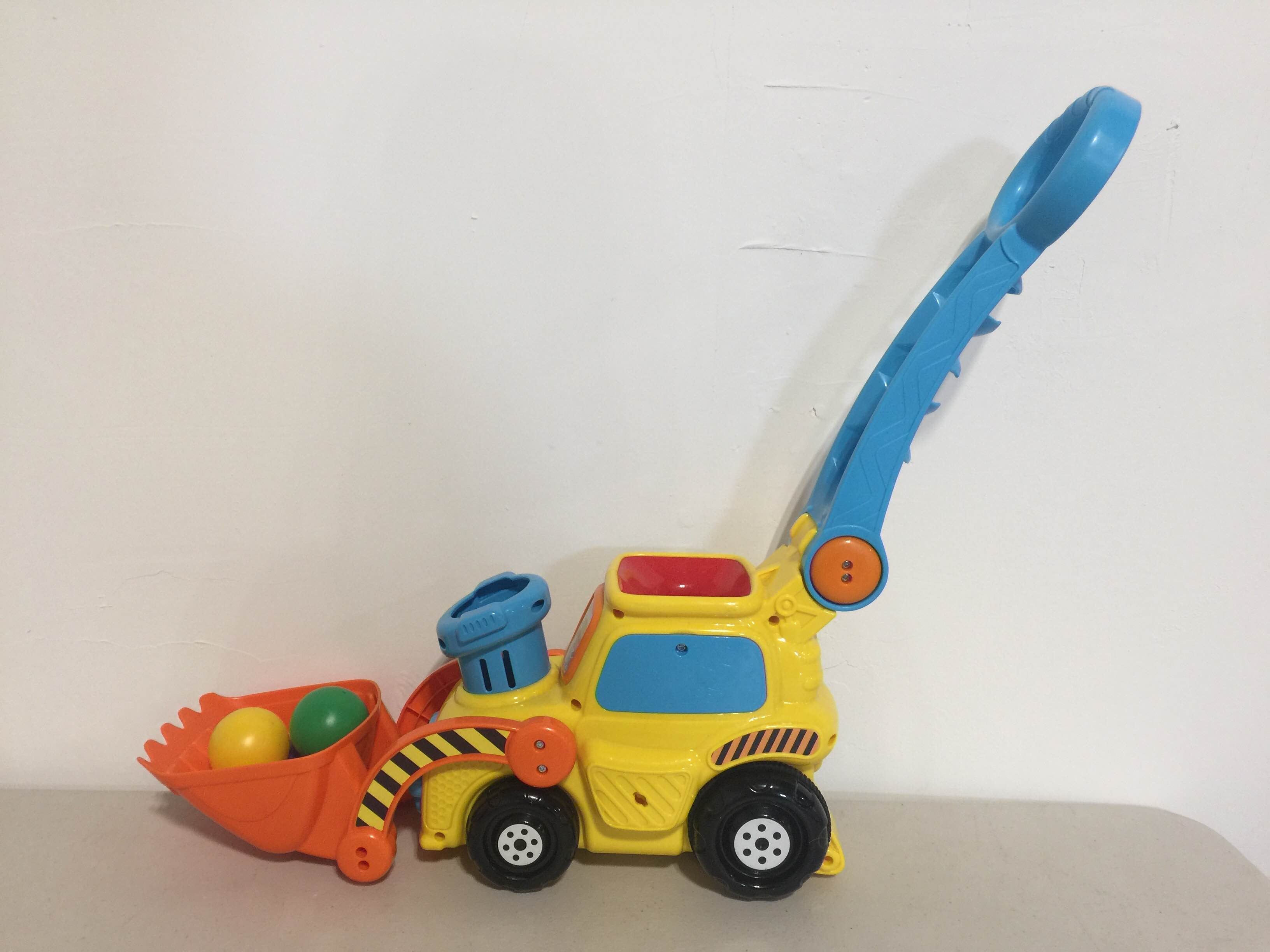 vtech push & pop bulldozer toy