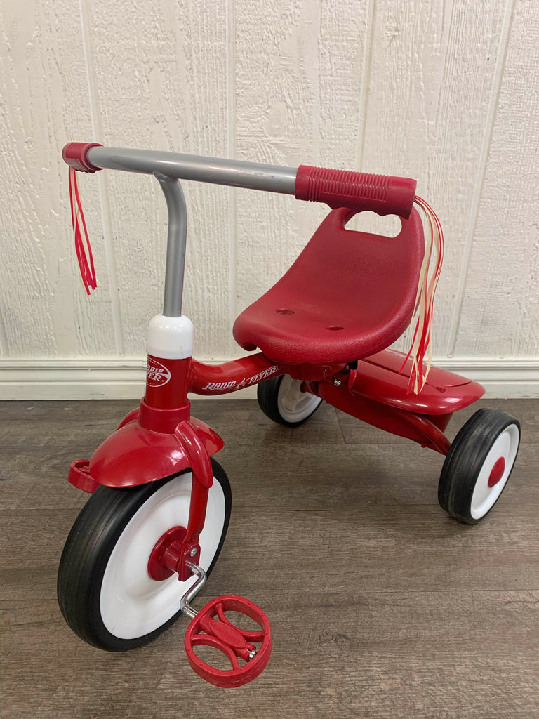 radio flyer fold to go trike with bucket