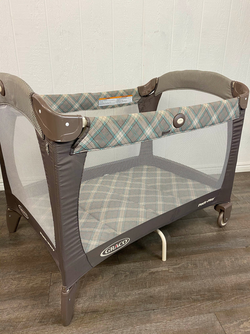 graco play yard