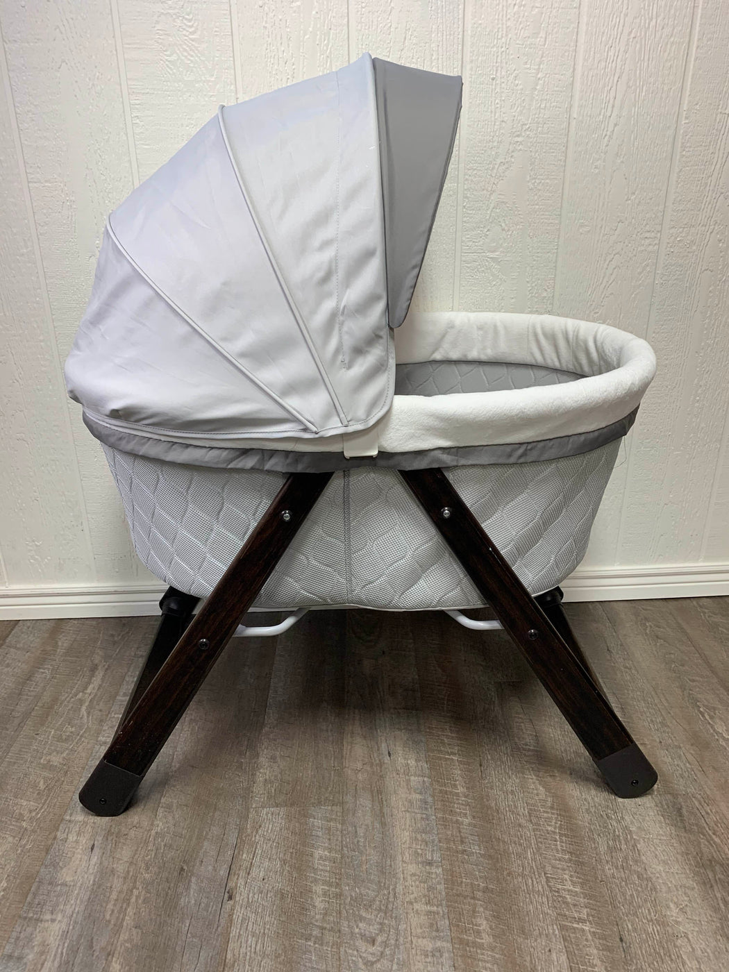 ingenuity foldaway rocking bassinet