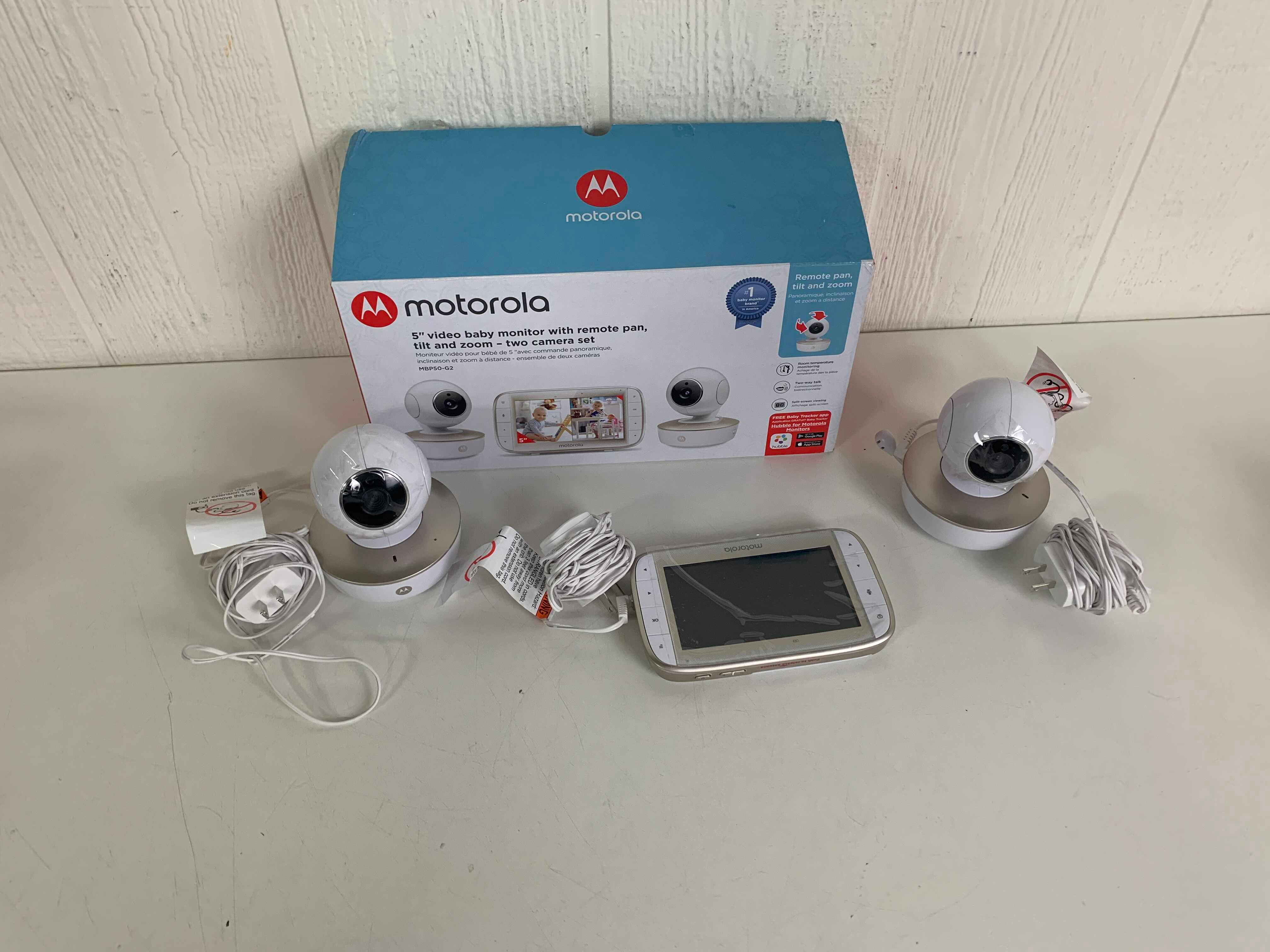 Motorola 5 Portable Video Baby Monitor With 2 Cameras Model Mbp50 G2