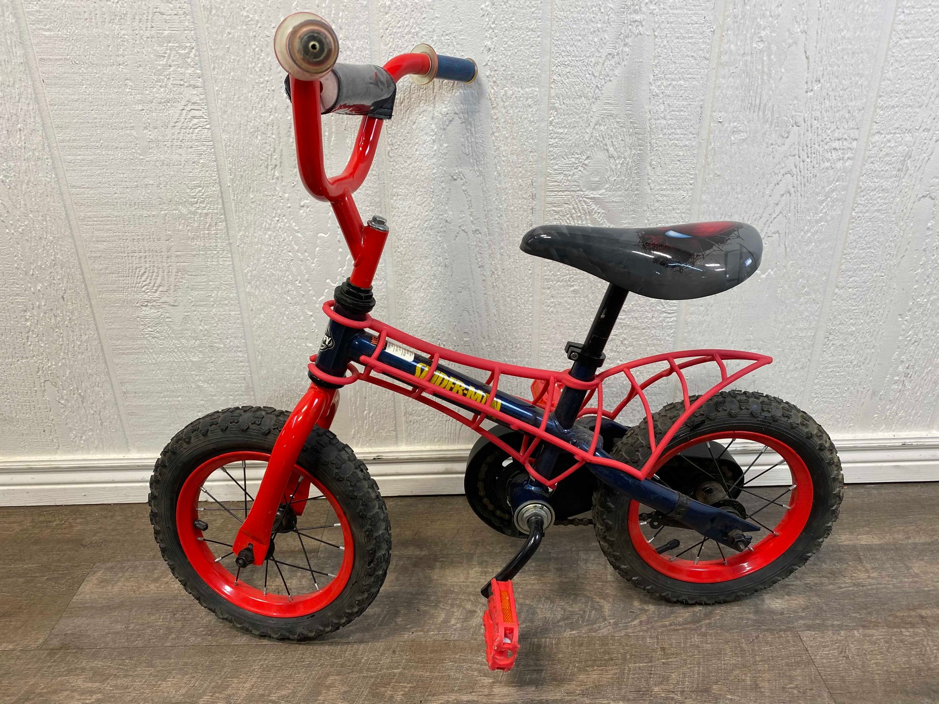 huffy spiderman bike 12