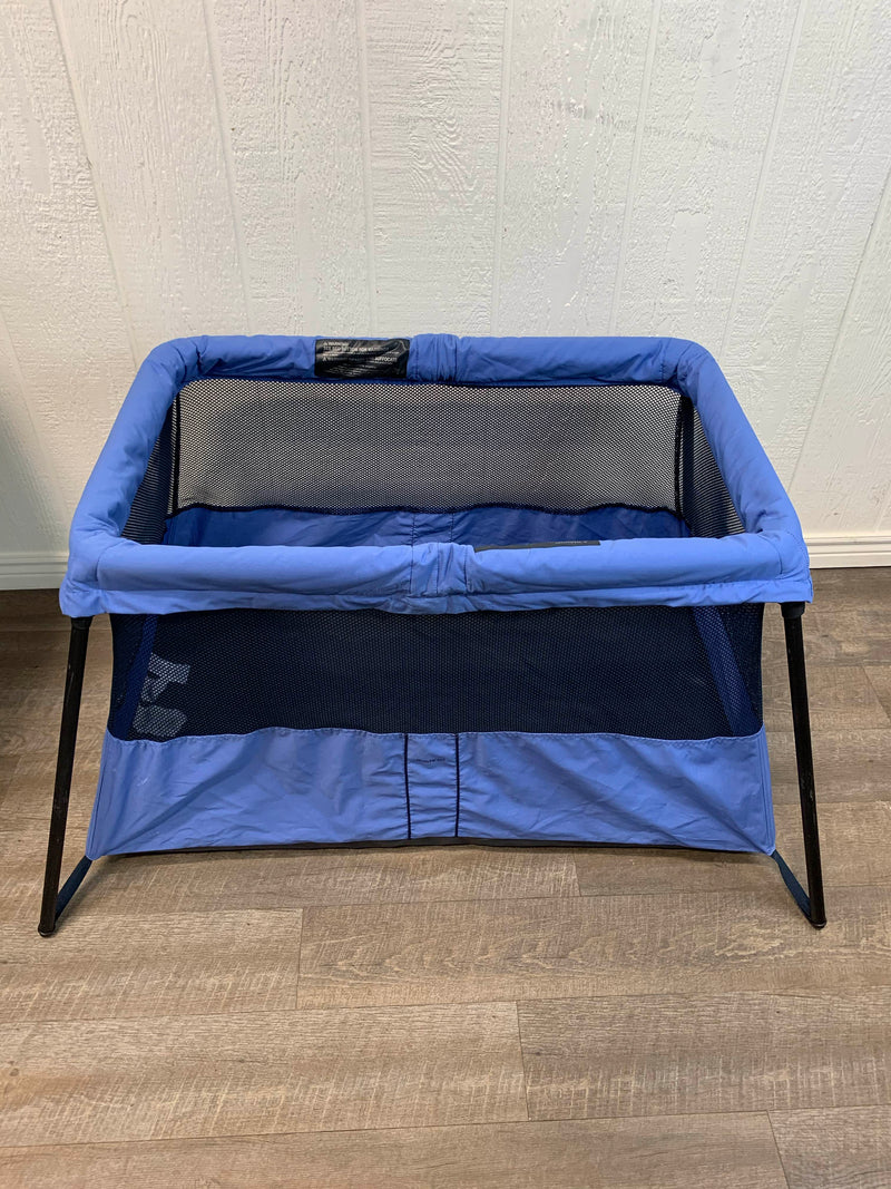 baby bjorn travel cot