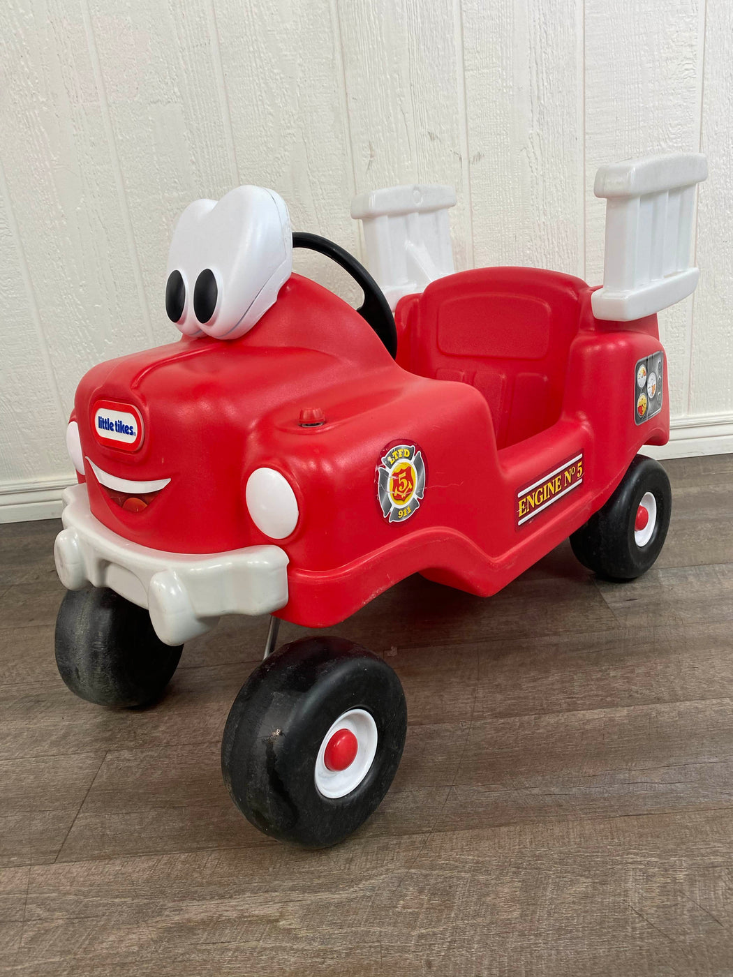 little tikes ride on fire engine
