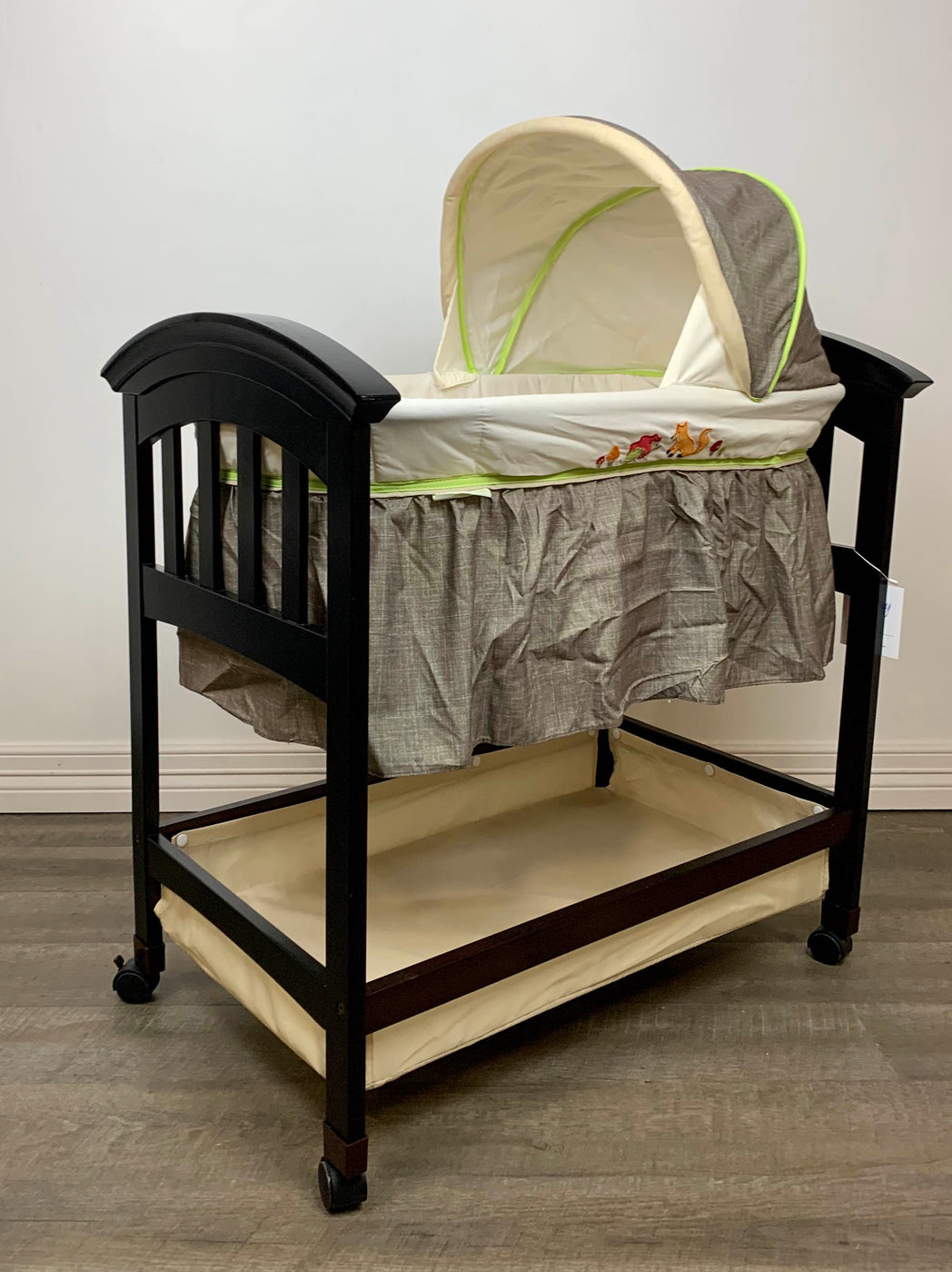 summer bassinet wood