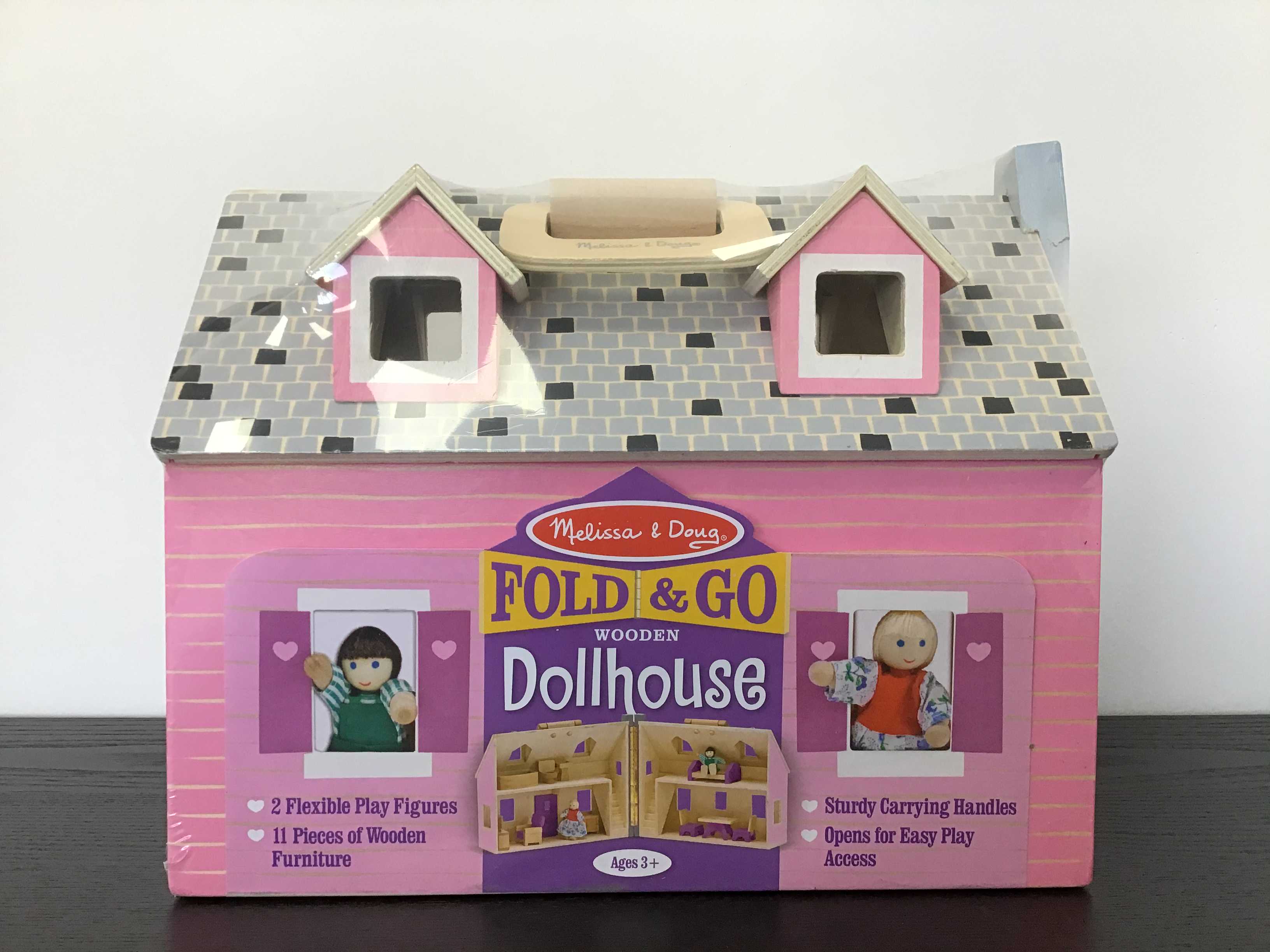 melissa and doug carry dollhouse