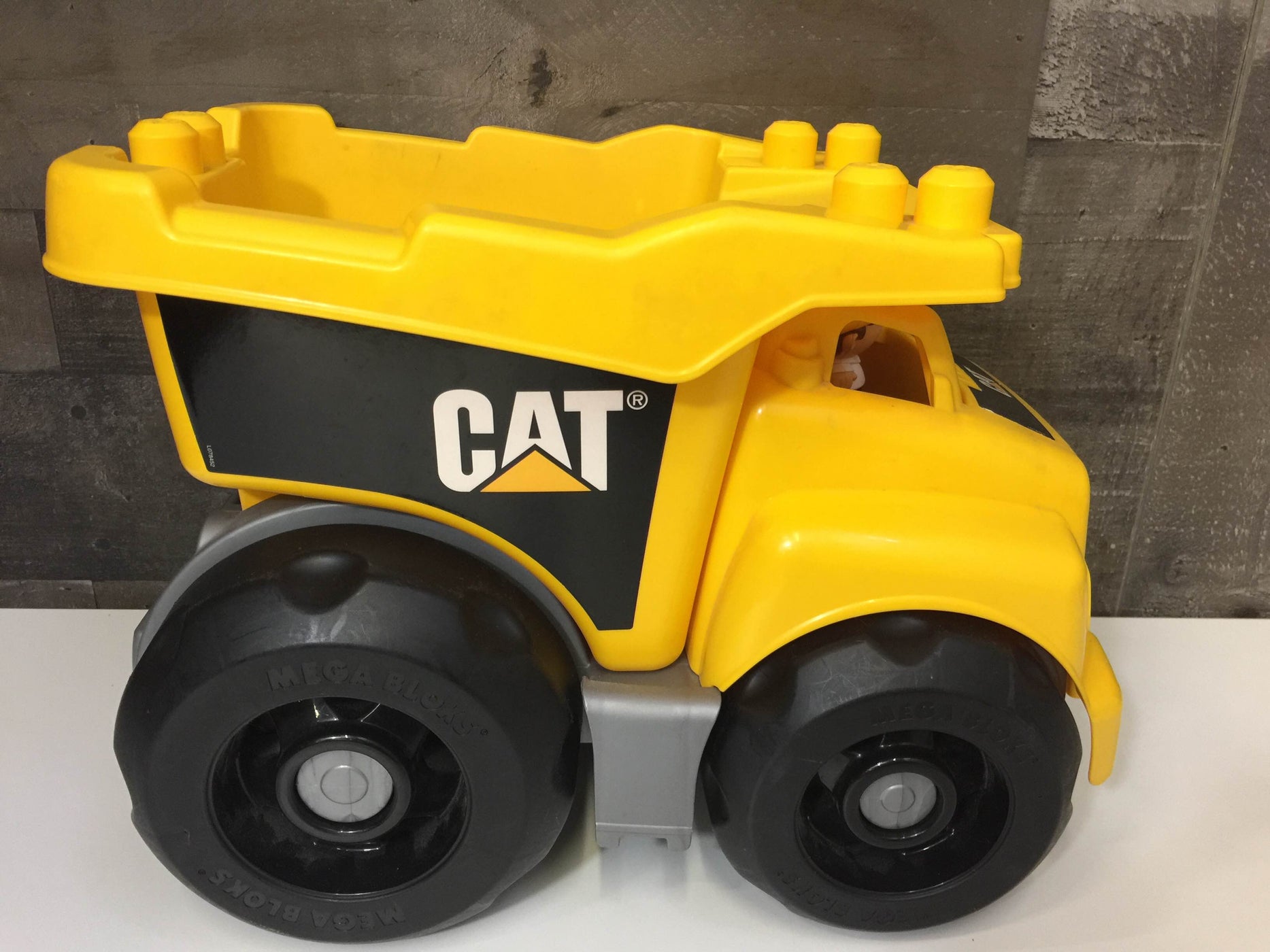 mega bloks cat large dump truck