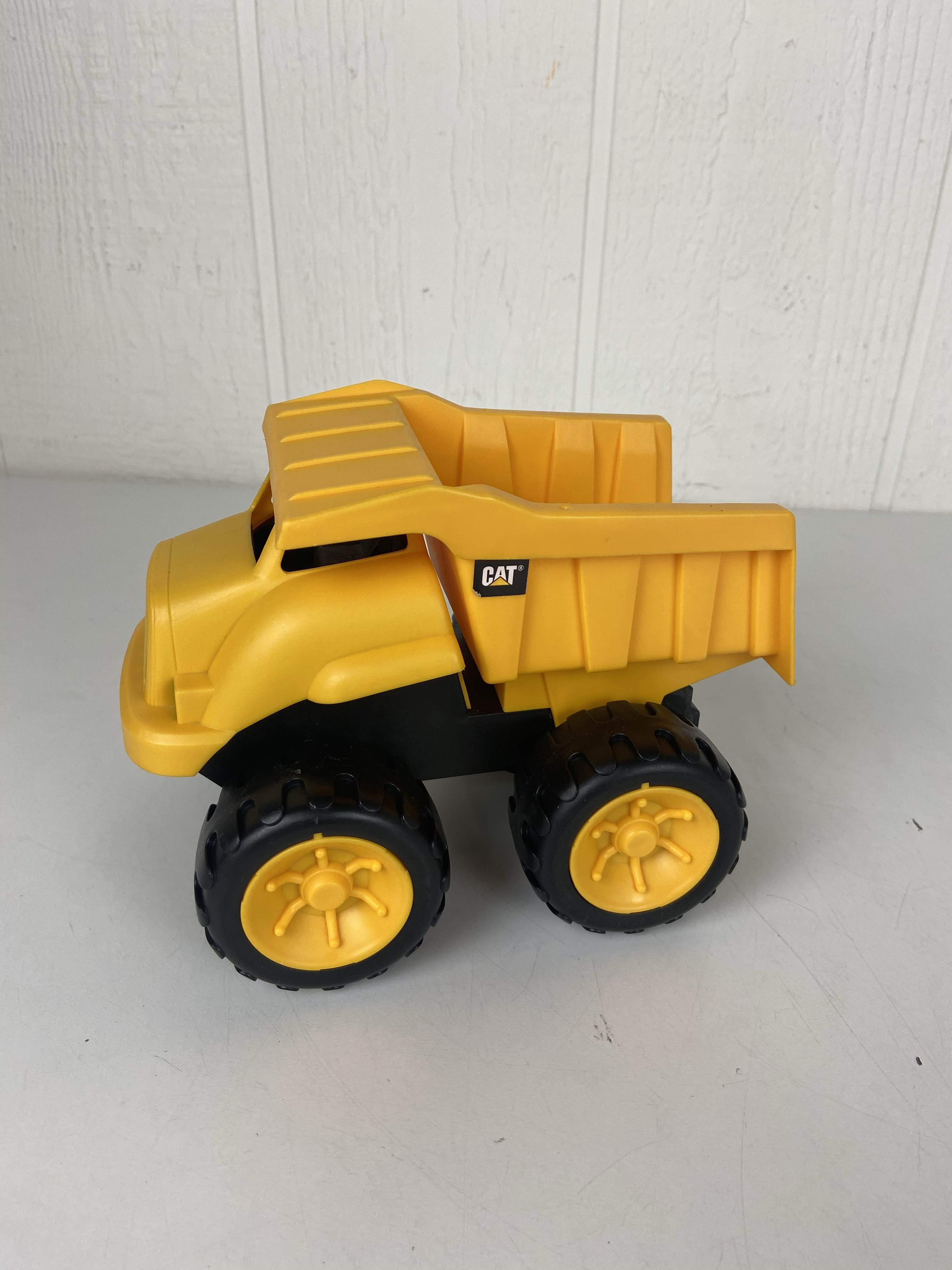 cat tough tracks dump truck