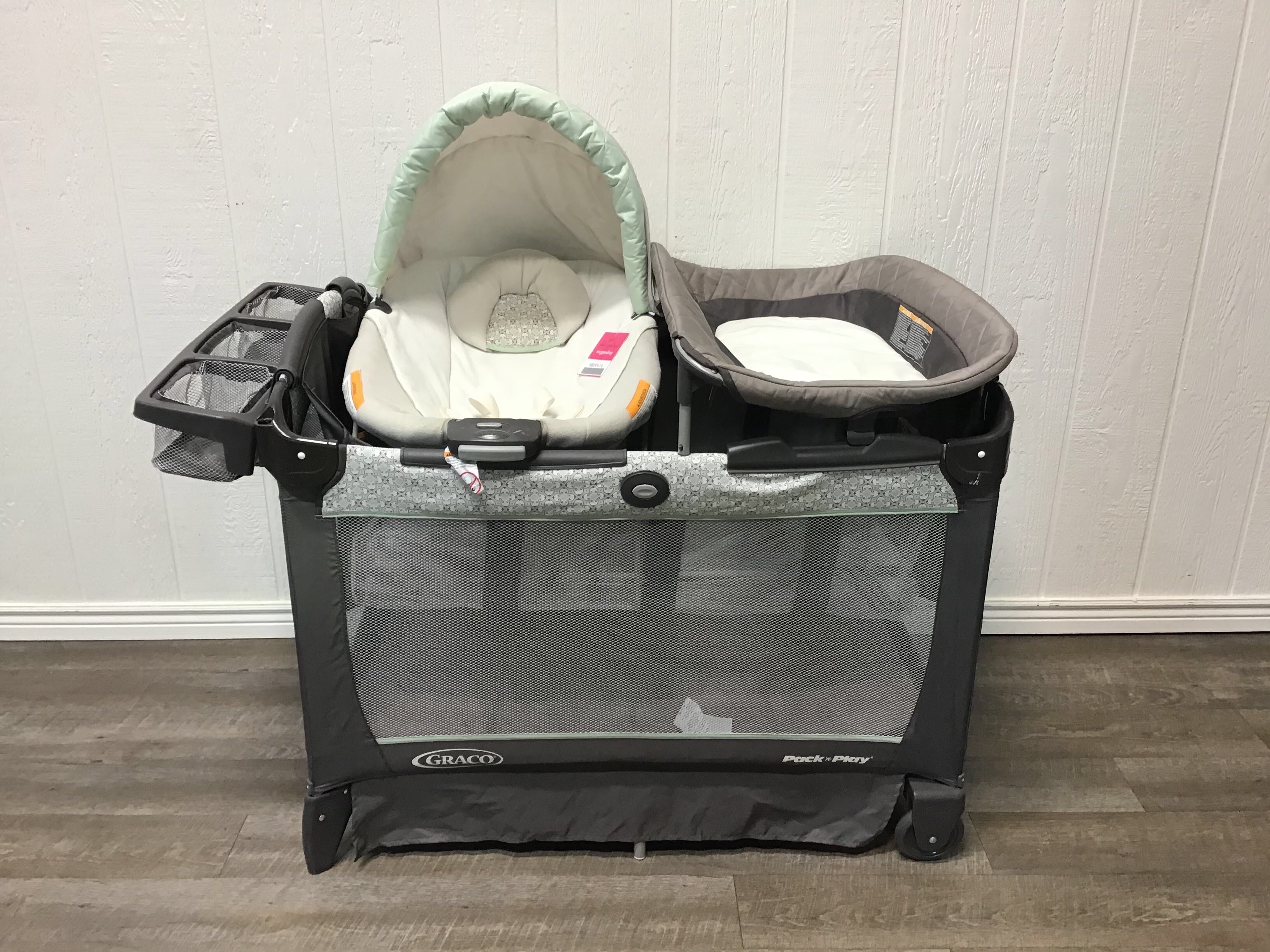 graco snuggle suite