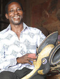 Victor Yao Delanyo, artisan du Ghana