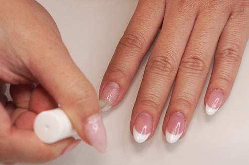 4. Dip Dye French Manicure - wide 4