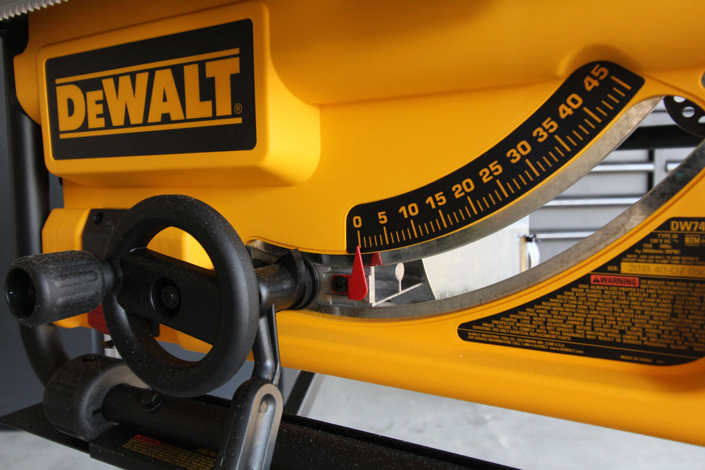 DEWALT 10" Table Saw