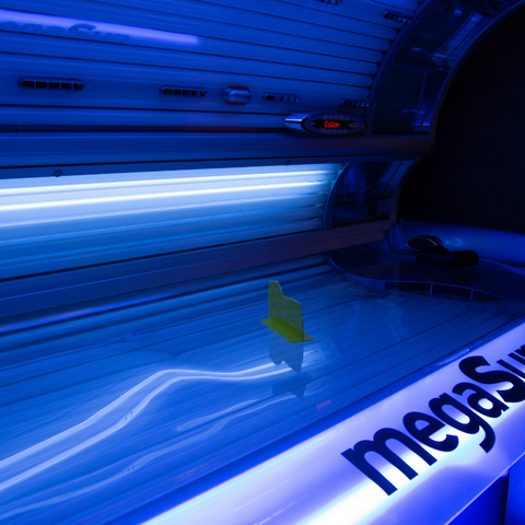 Tanning bed with ultraviolet rays