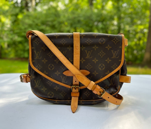 Danube cloth crossbody bag Louis Vuitton Black in Cloth - 25275001