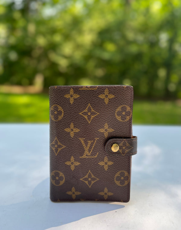 Shop Louis Vuitton LV SMALL RING AGENDA COVER Planner R20700 by