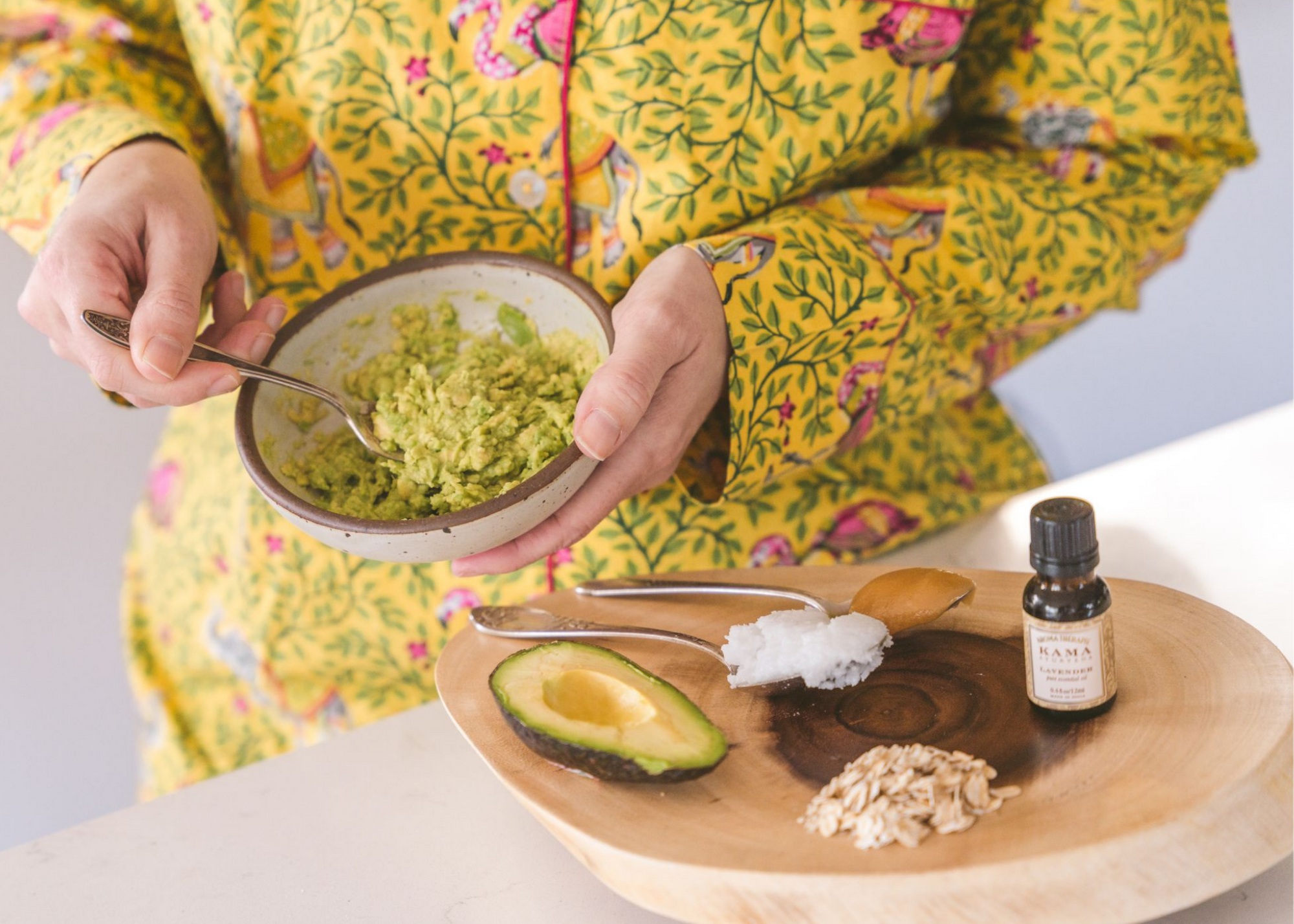 DIY Avocado Coconut Oil Face Mask for Glowing Skin - Simply by Simone