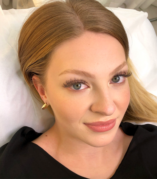 Megan Eyebrow Before Microblading Procedure