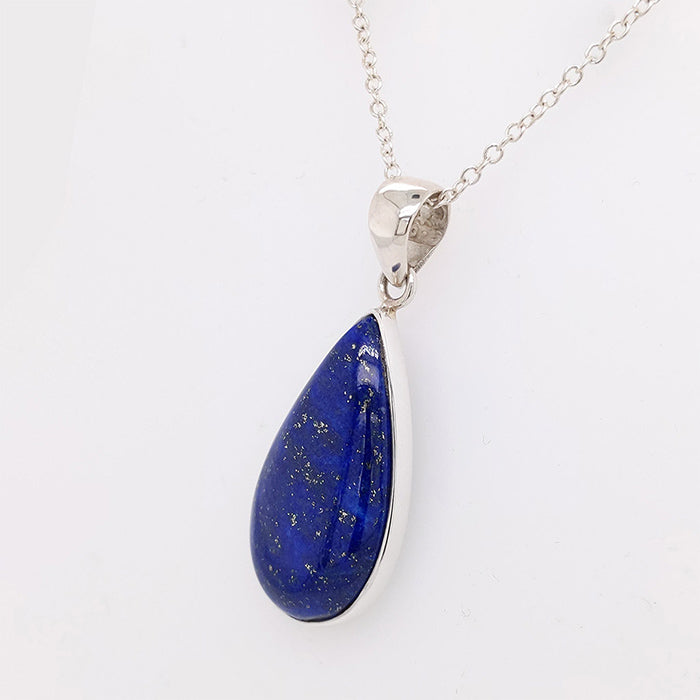 lapis lazuli crystal for love blue colour