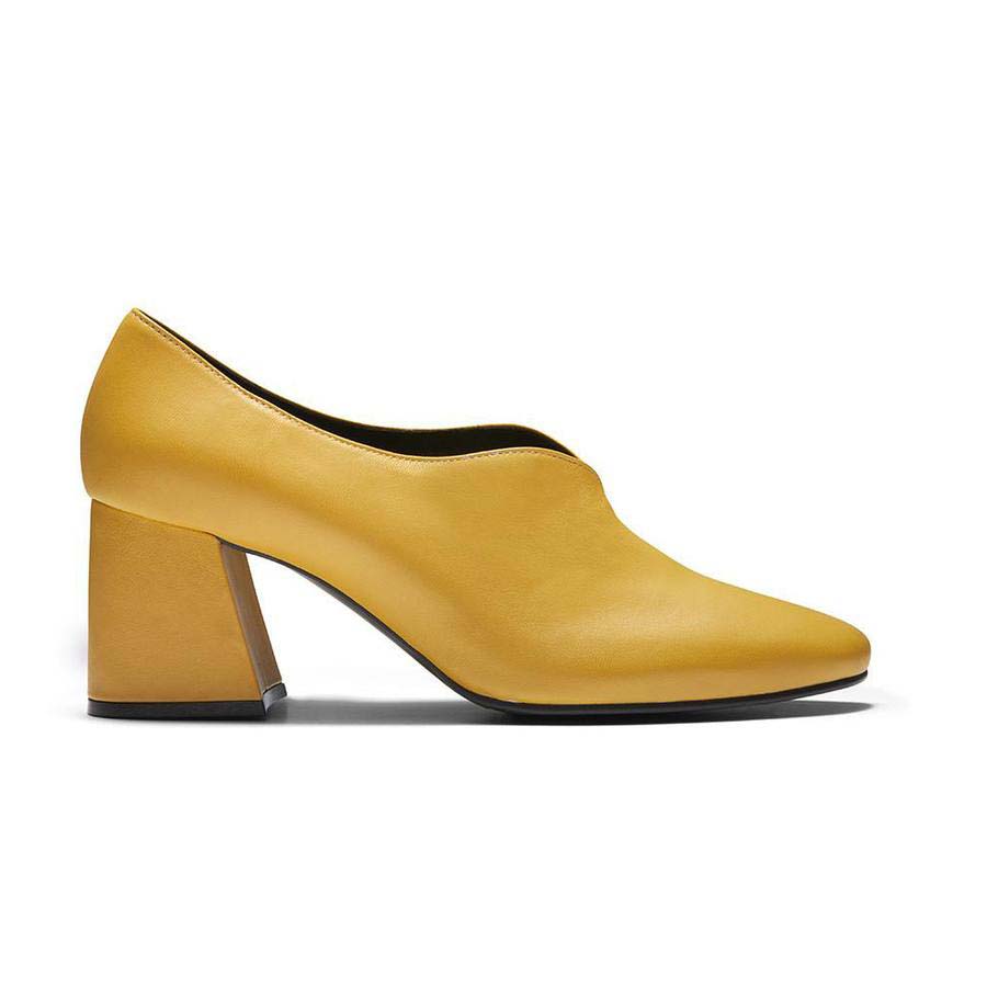 Tara Pump Heels in Mustard Yellow 