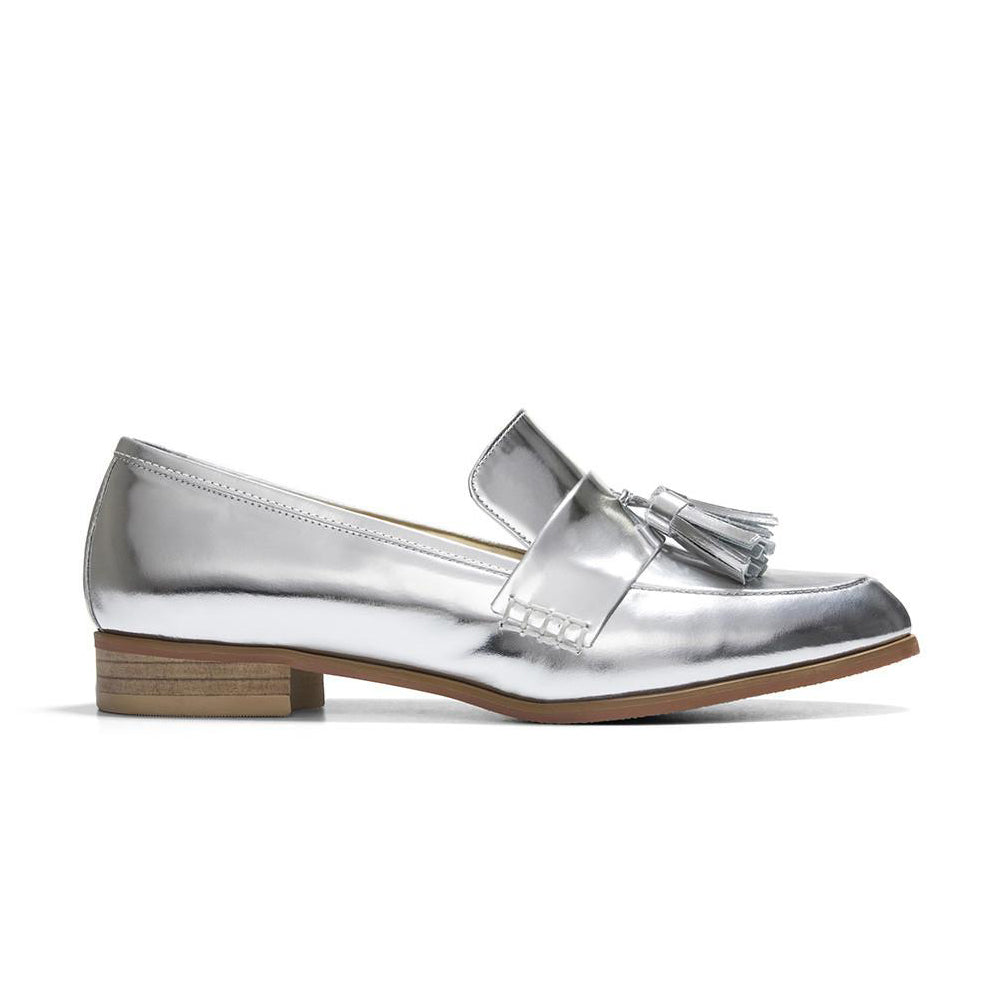 Loafers in Metallic Silver Leather 