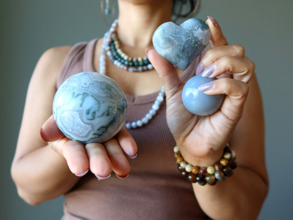 agate spheres and heart