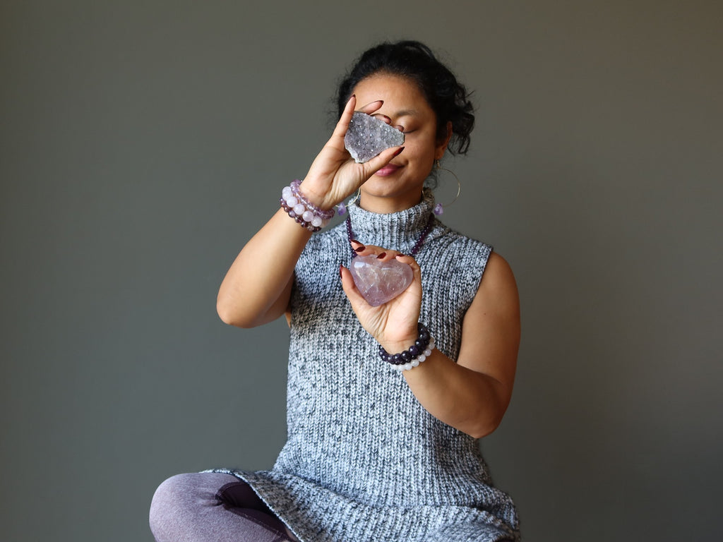 sheila of satin crystals meditating with amethyst stones