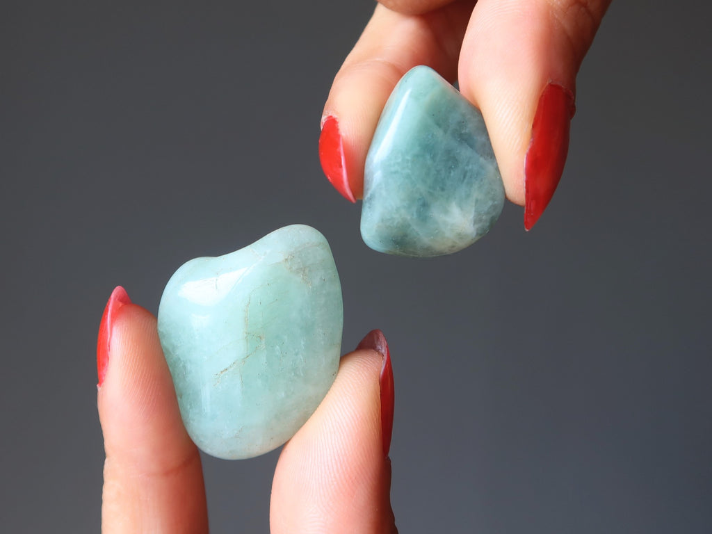 aquamarine tumbled stones